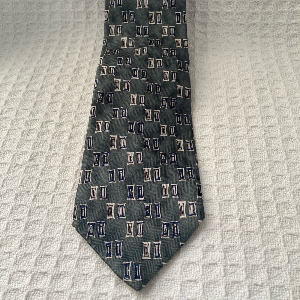 Enzo Felini Roma-Paris Vintage Handmade 100% Silk Print Tie
